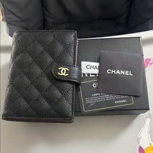 Black Quilted Card Holder with Gold Logo GREAT QUIET LUX
